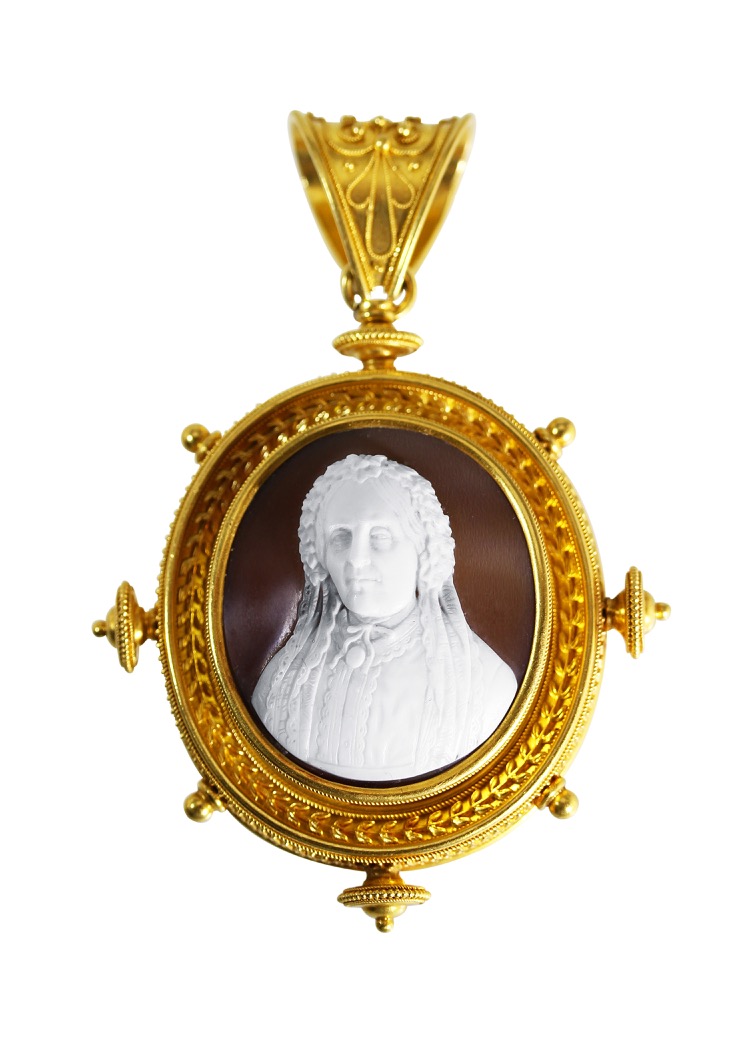Archeological Revival Gold and Shell Cameo Pendant-Brooch, circa 1880