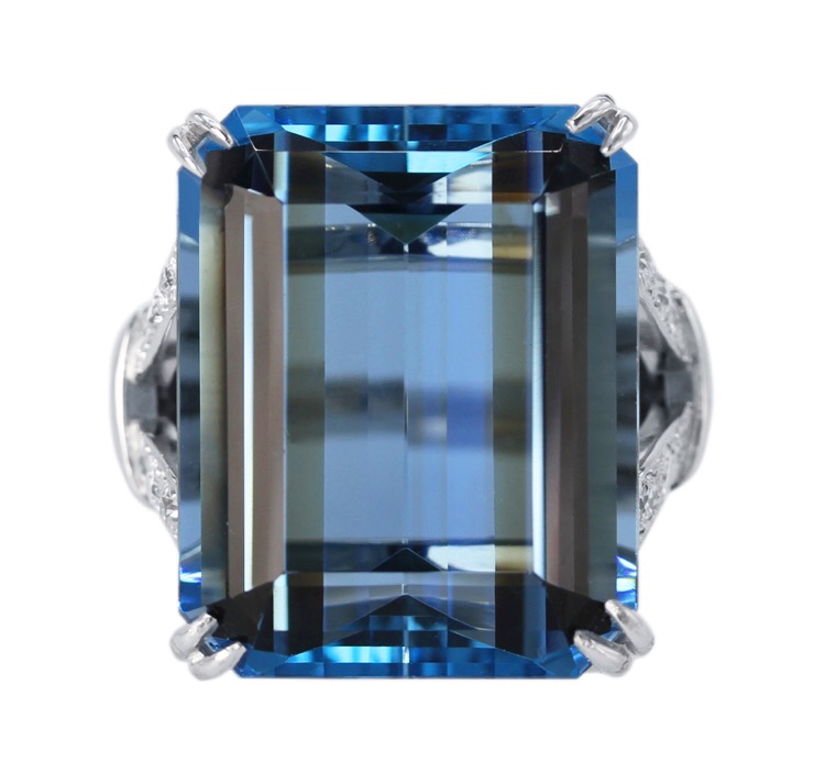 18 Karat White Gold, Aquamarine and Diamond Ring | J.S. Fearnley | 4863