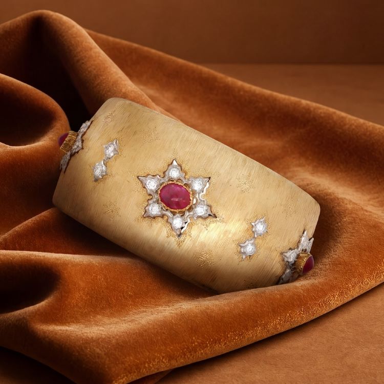 Buccellati Ruby and Diamond Bracelet Cuff, 18 Karat Yellow Gold